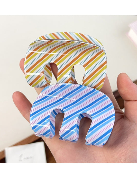 Beau - M-Shaped Hair Clip