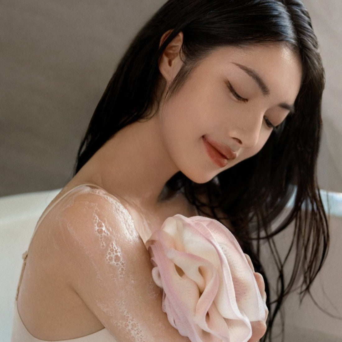 PAPO – Pastel Bloom Bath Pouf