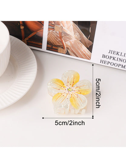 Beau - Elegant Floral Shaped Hair Claw Clip