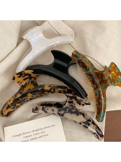 Beau - Elegant Hanger Shaped Hair Claw Clip