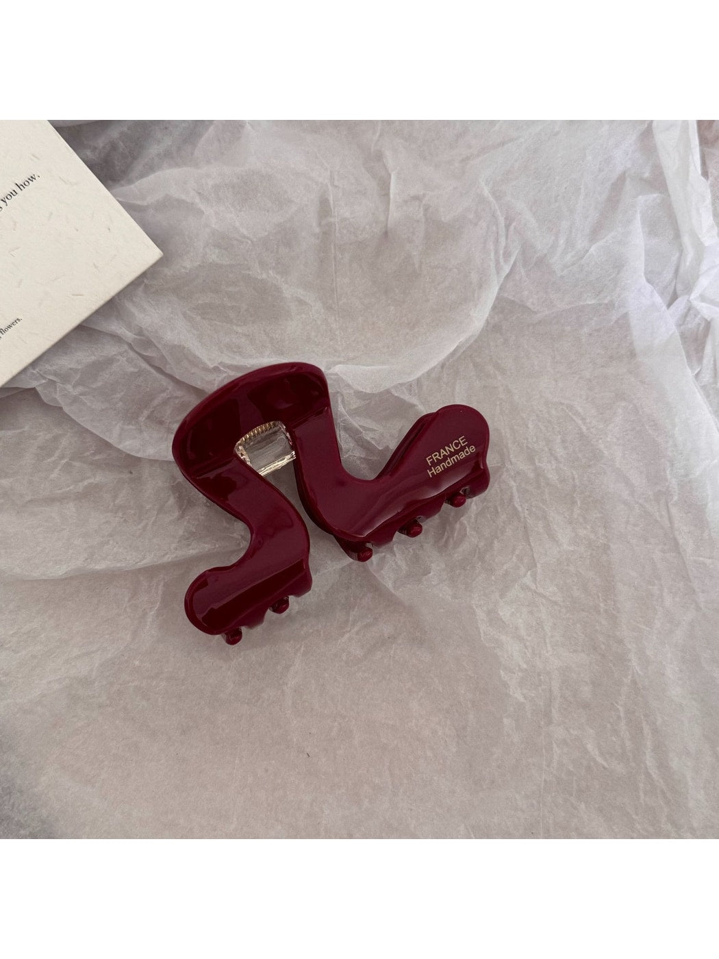Beau - Simple Wavy Geometric Acetate Claw Clip