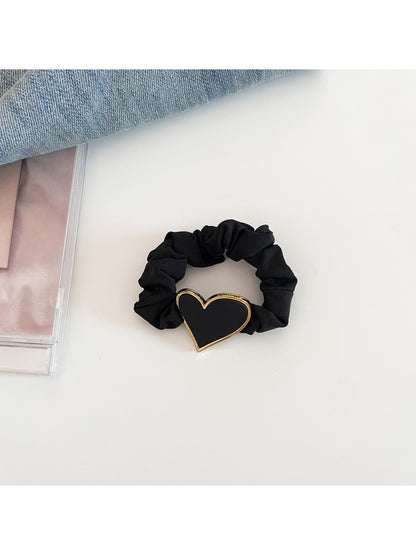 Gifty - Heart Shaped Cute Scrunchie