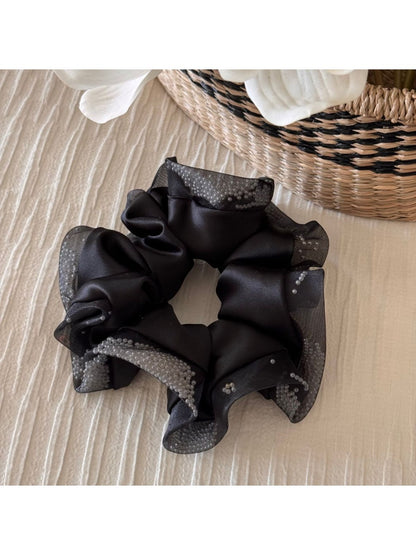 Gifty - Elegant Edged Satin Scrunchie