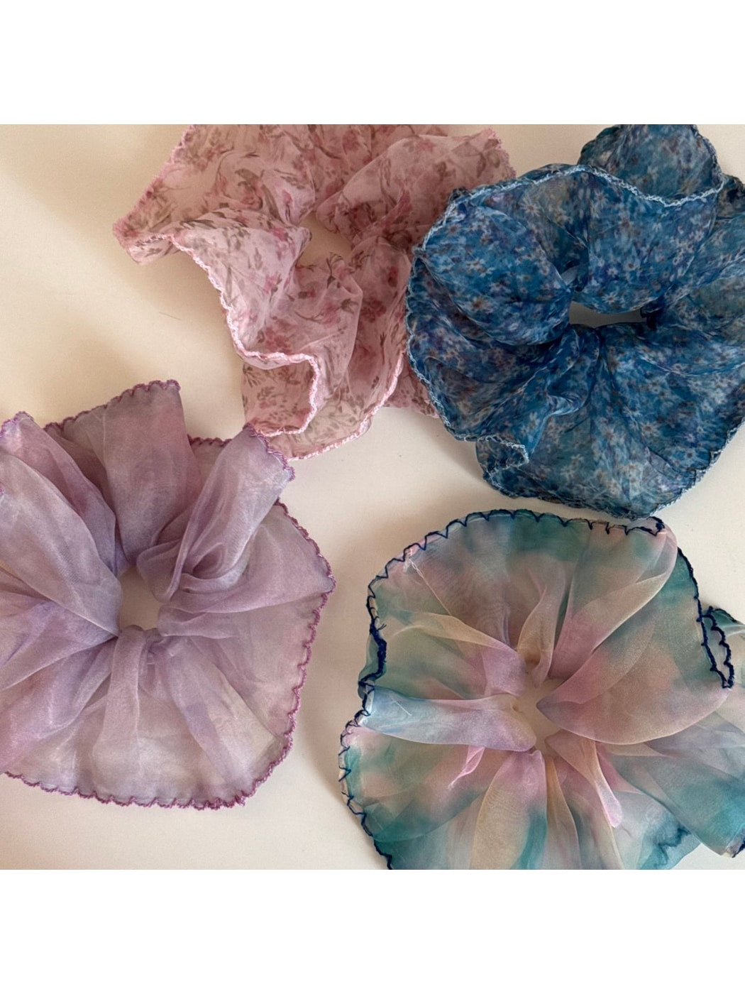 Gifty - Floral Mesh Ruffled Sheer Fabric Scrunchie