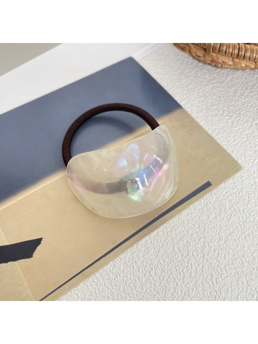 Gifty - Elegant Oval Shaped Hair Tie