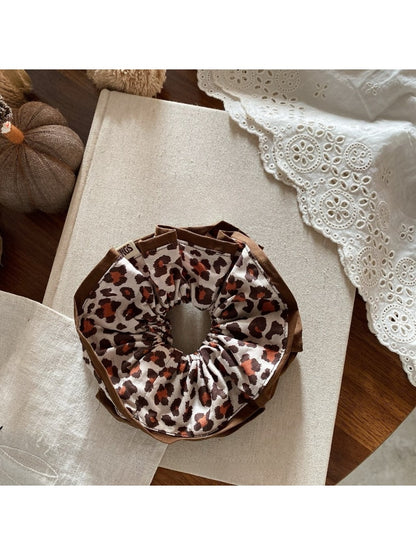 Gifty - Sweet Elegant Lace Scrunchie