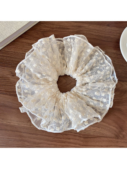 Gifty - Lace Hollow Floral Scrunchie