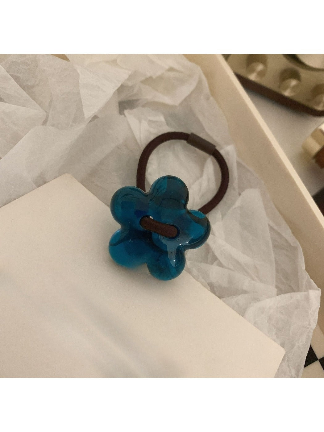 Gifty - Pretty Floral Pattern Hair Tie