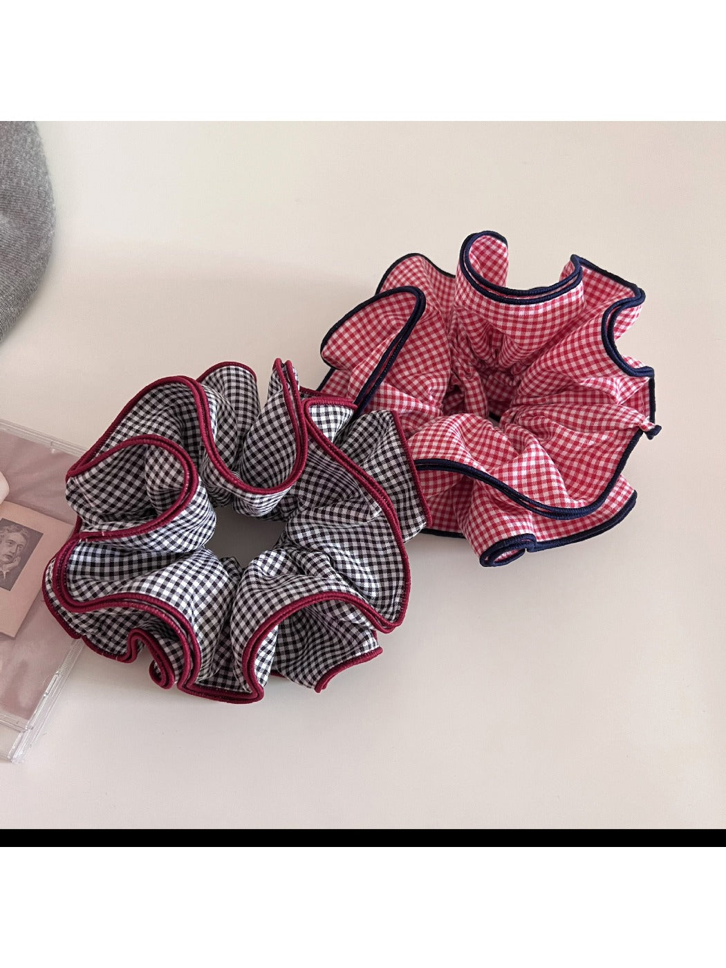 Gifty - Color Blocking Scrunchie Hair Tie