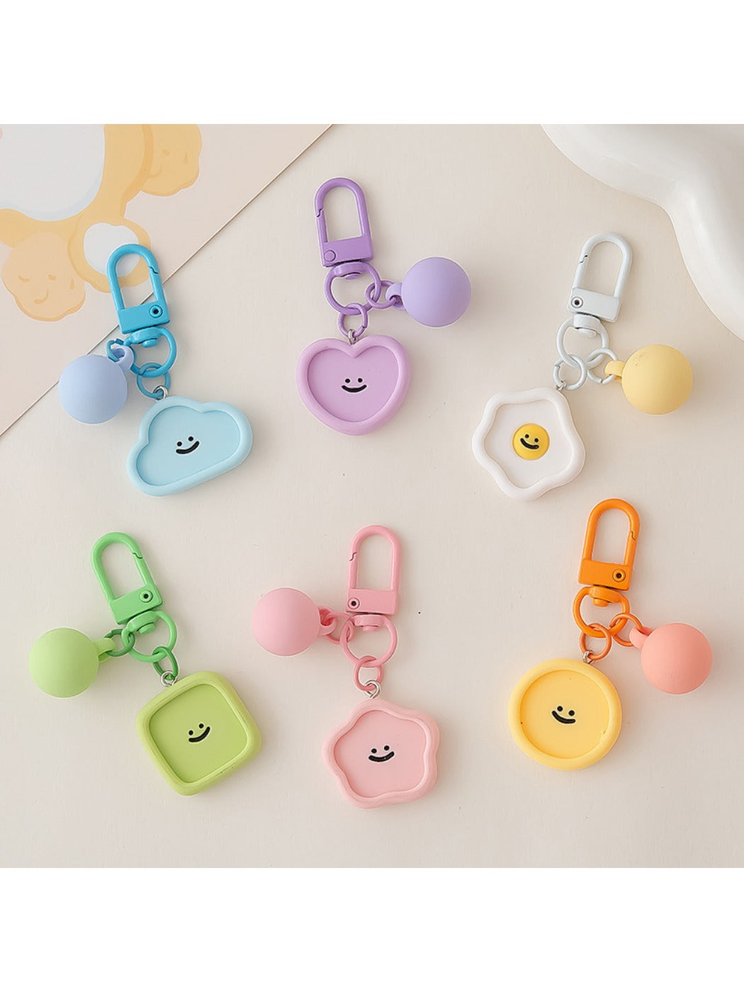 Keypus - Macaron Colors Cute Smiley Face Keychain