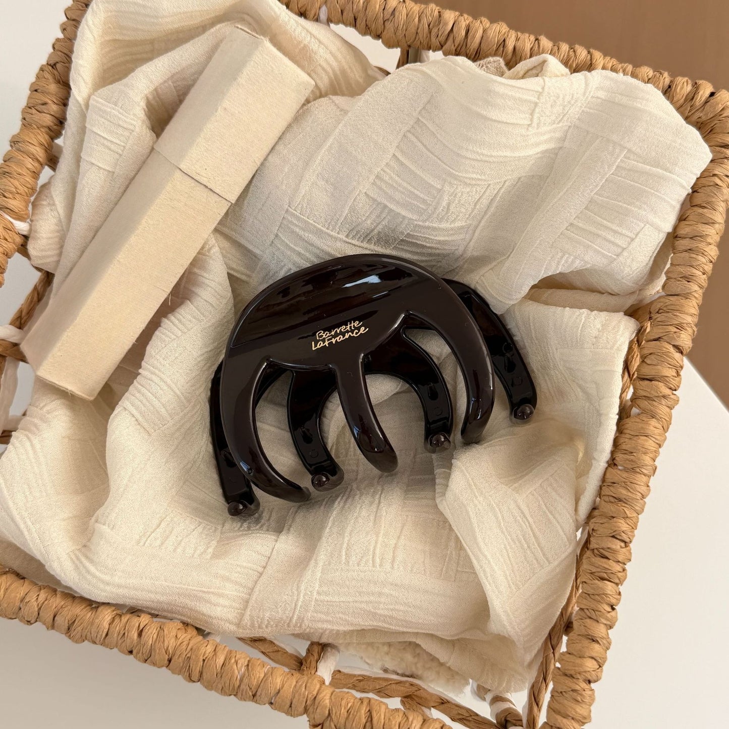 Beau - Large Octopus Tentacle-Shaped Hair Clip