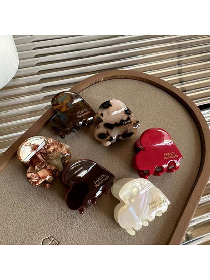 Beau - Minimalist Heart Shaped Acetate Hair Clip
