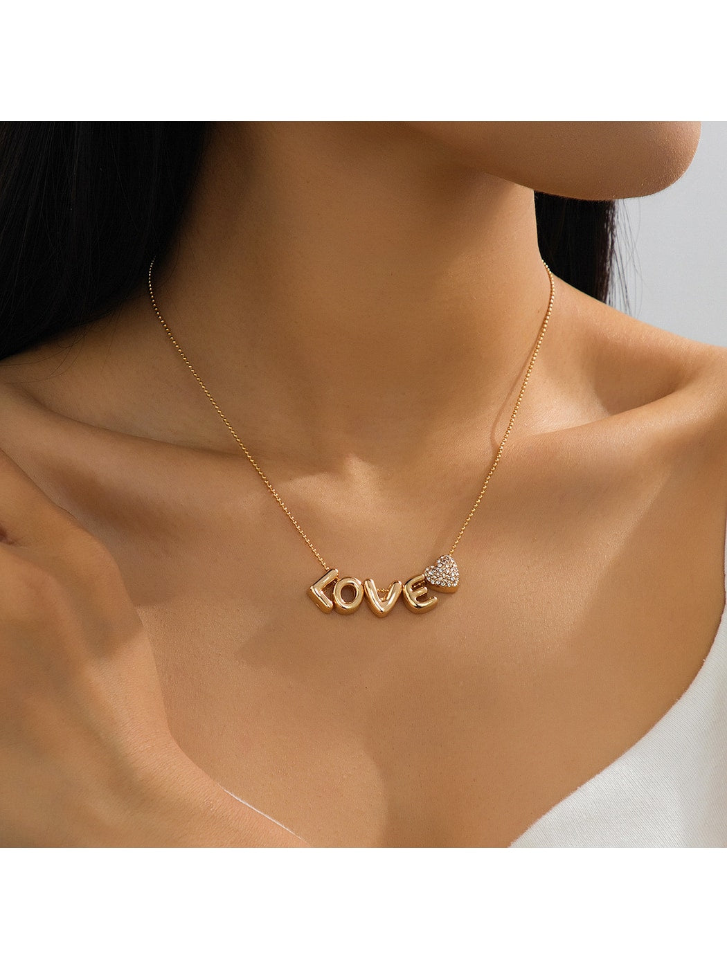 Nozari - Simple LOVE Letter Heart Pendant Necklace
