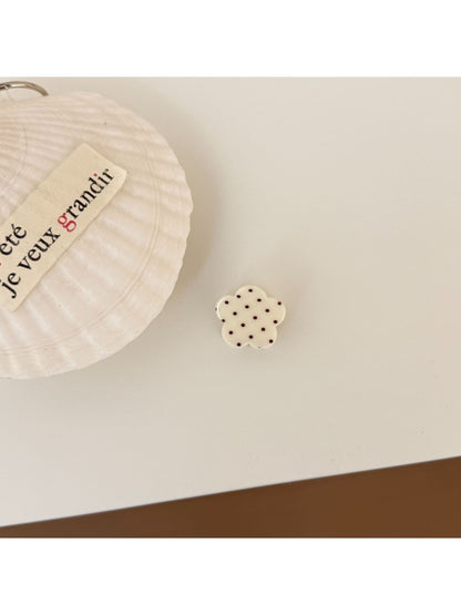 Beau - Polka Dot Flower Shape Claw Clip