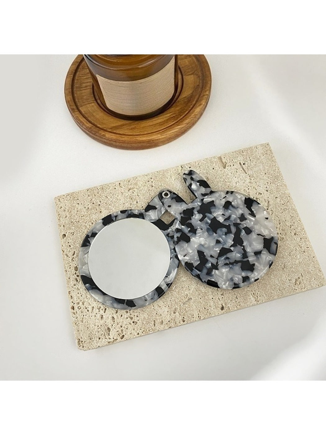 Mirroray - Rabbit Shaped Makeup Mirror