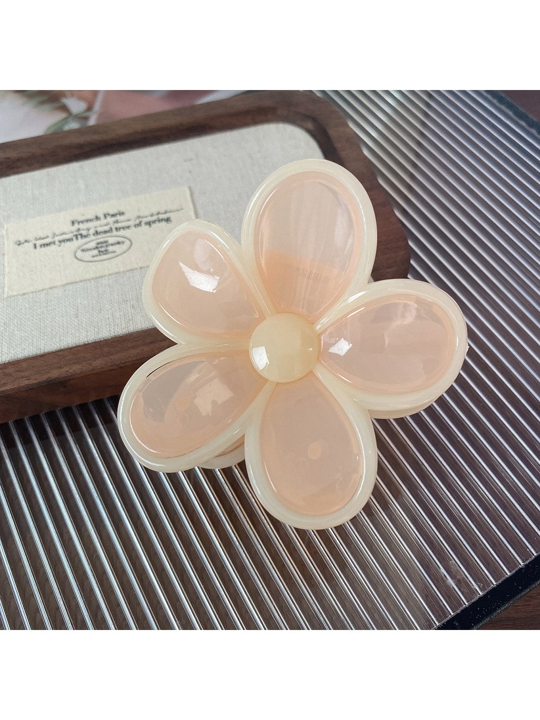 Beau - Sweet Floral Acrylic Alloy Hair Claw Clip