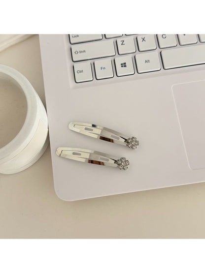 Beau - Alloy Floral Detail Snap Hair Clip