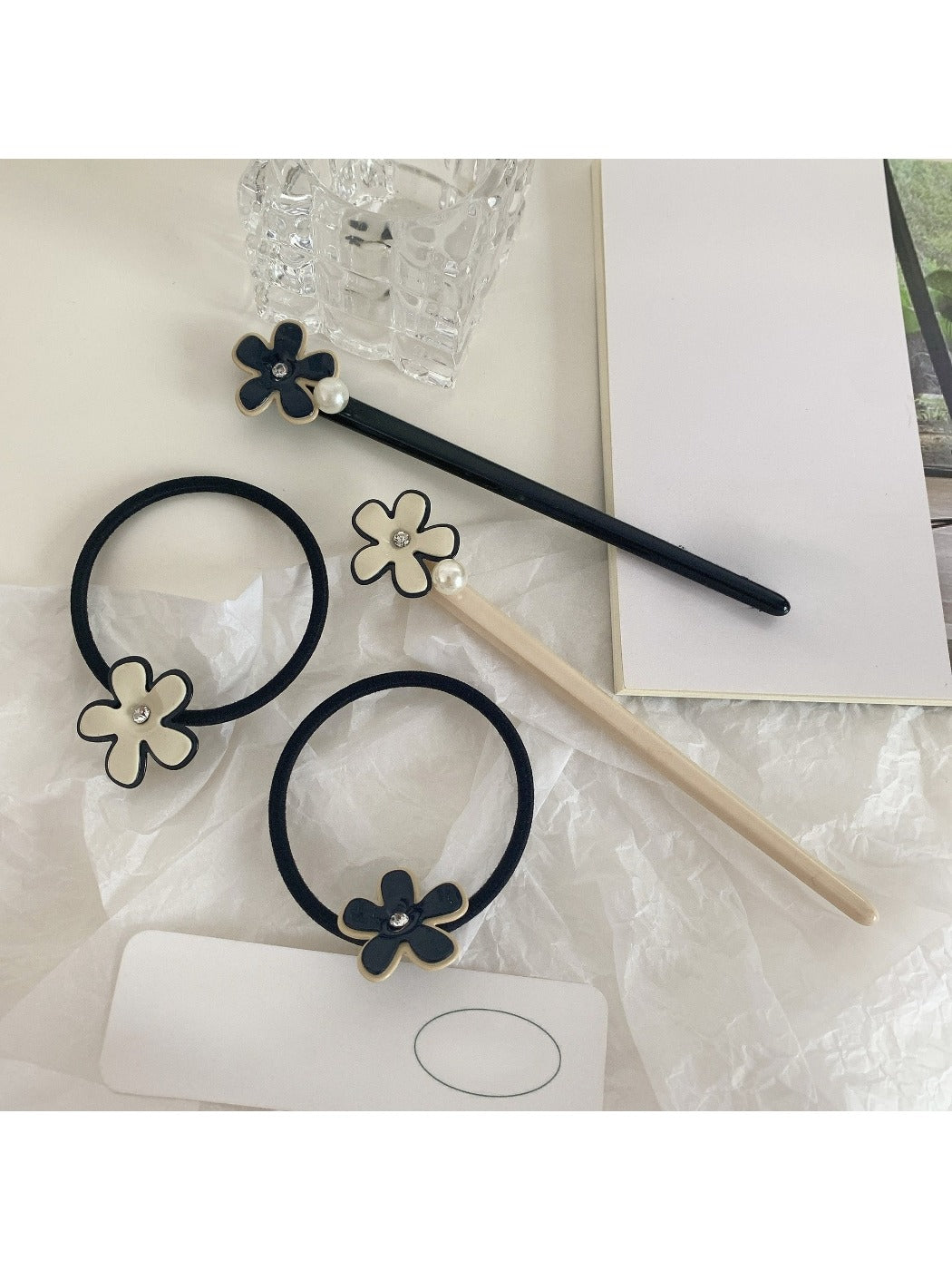 Gifty - Cream Color Girly Hair Tie