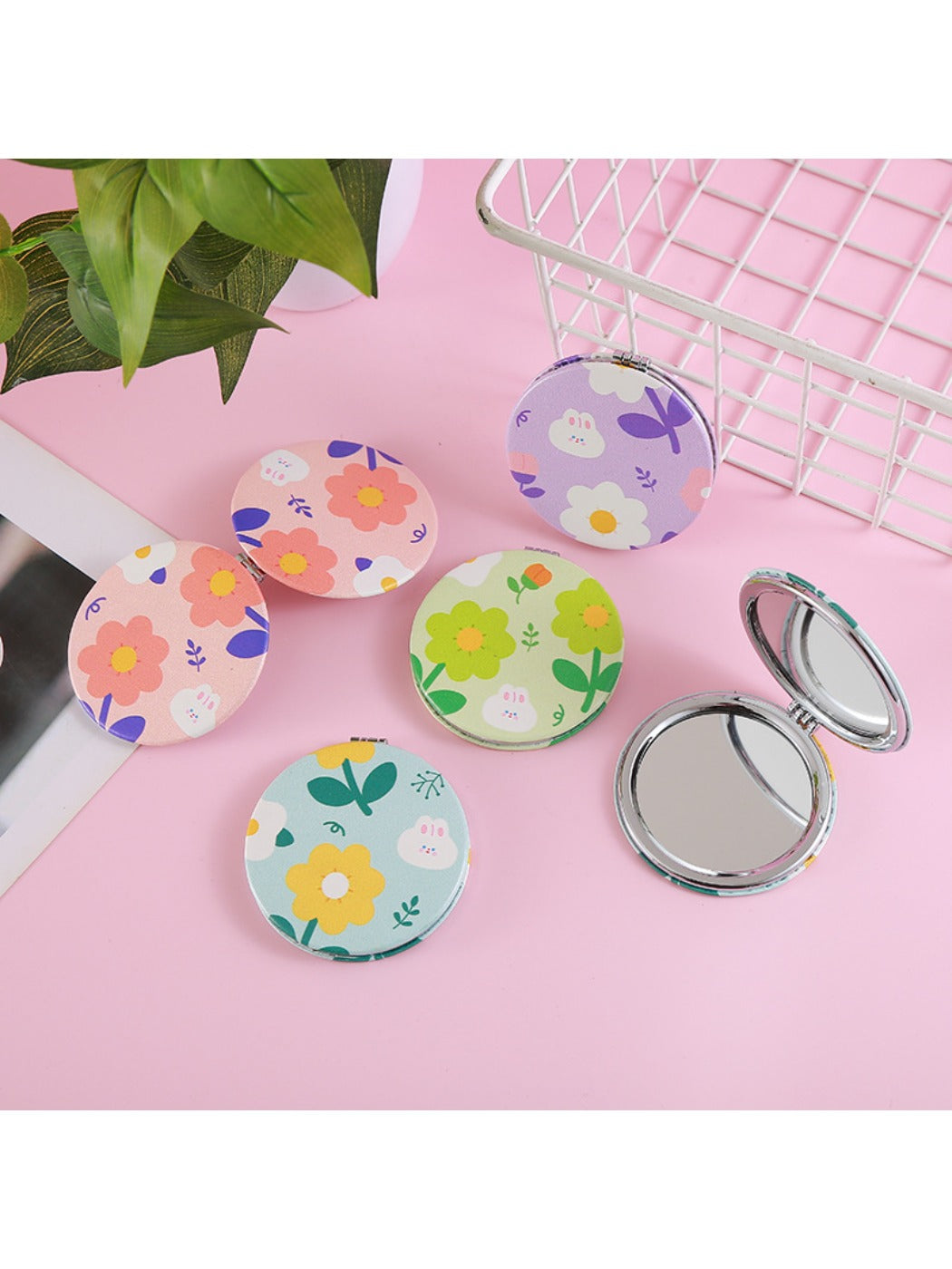 Mirroray - Double Sided Round Sunflower Folding Mirror