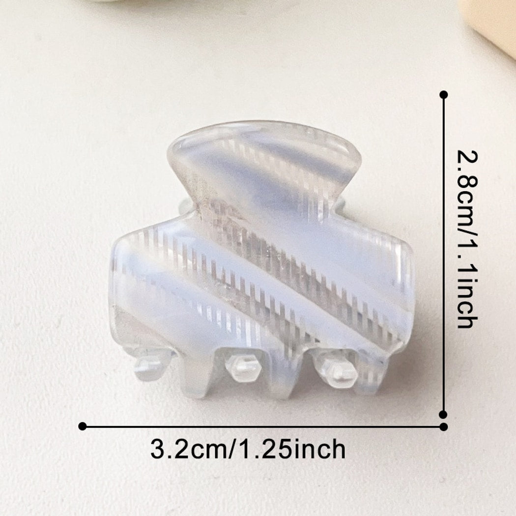 Beau - Sweet Style Striped Textured Claw Clip