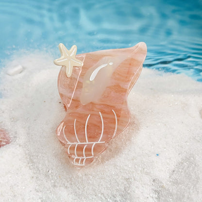 Beau - Cute Conch Shape Glossy Claw Clip