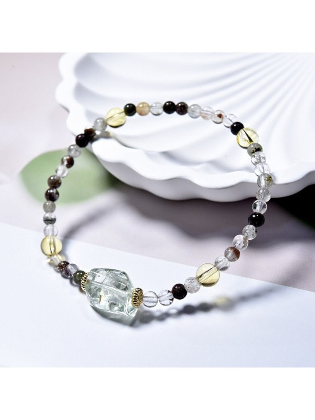 Lovra - Minimalist Color Blocked Crystal Beaded Bracelet