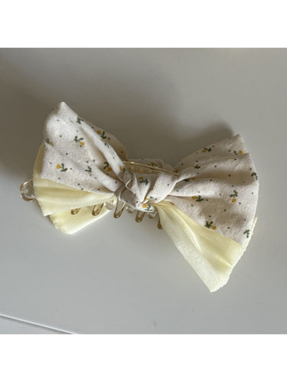 Gifty - Ditsy Floral Polyester Scrunchie