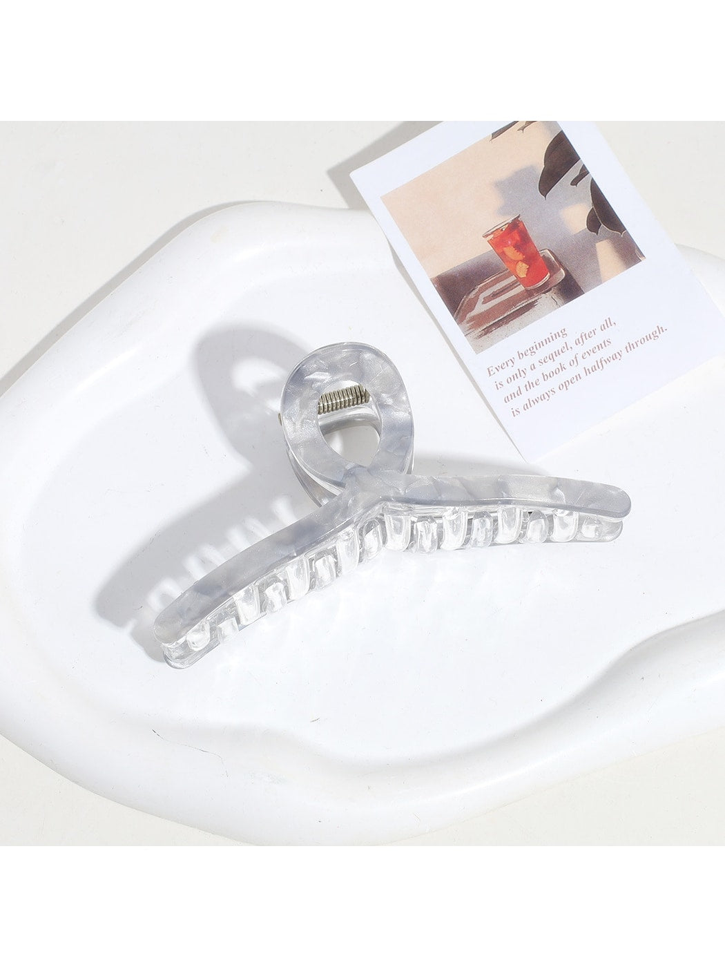 Beau - Floral Print Y-Shaped Plastic Alloy Claw Clip