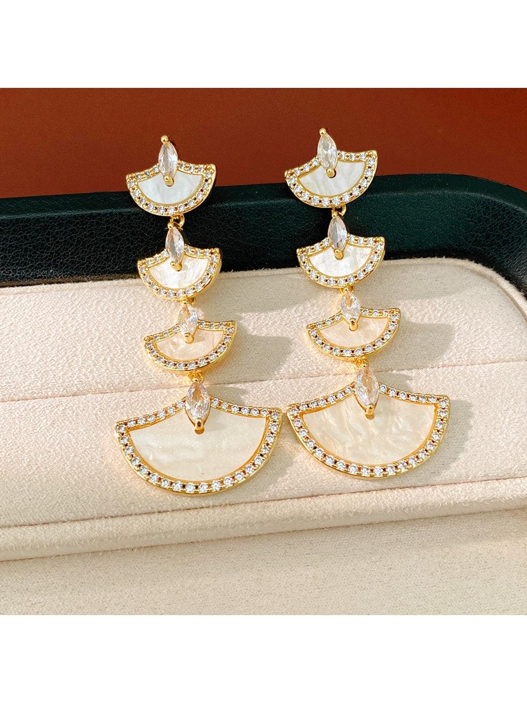 Earedge - Vintage Fan Tassel Synthetic Zircon Inlay Earrings