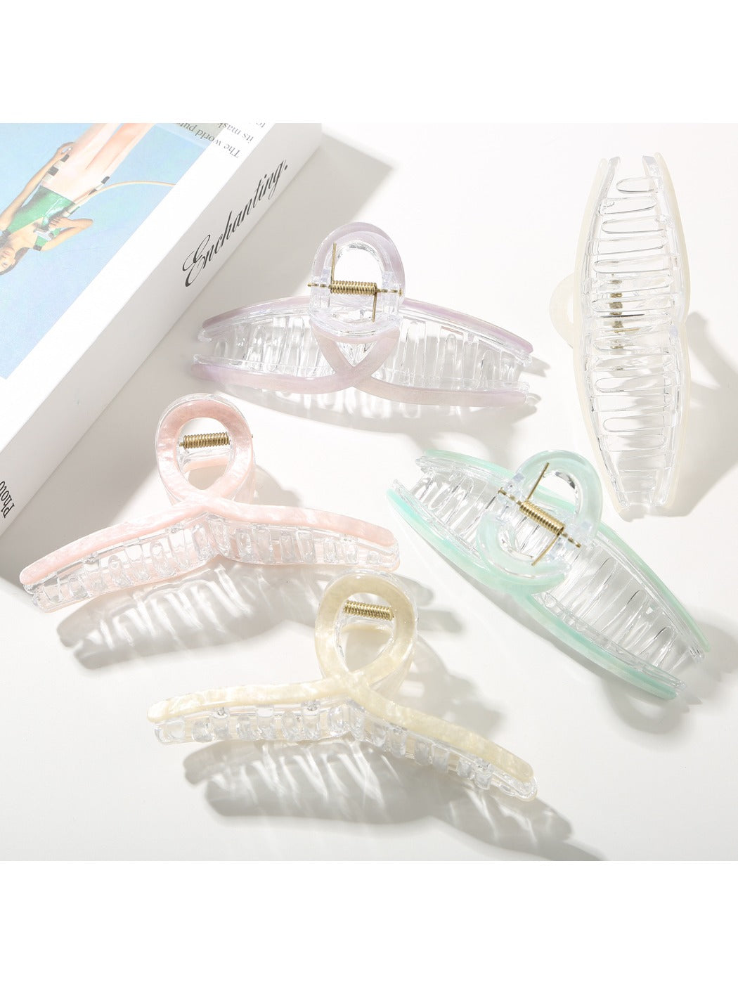 Beau - Pastel Crisscross Claw Clip