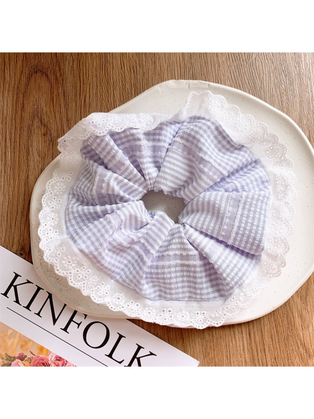 Gifty - Country Style Lace Scrunchie