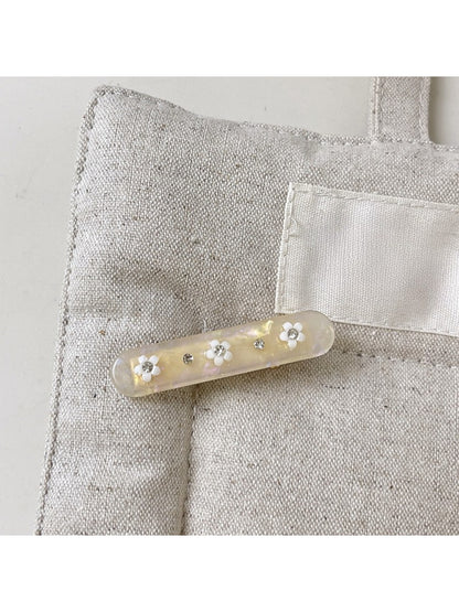 Beau - Floral Rectangular Hair Clip