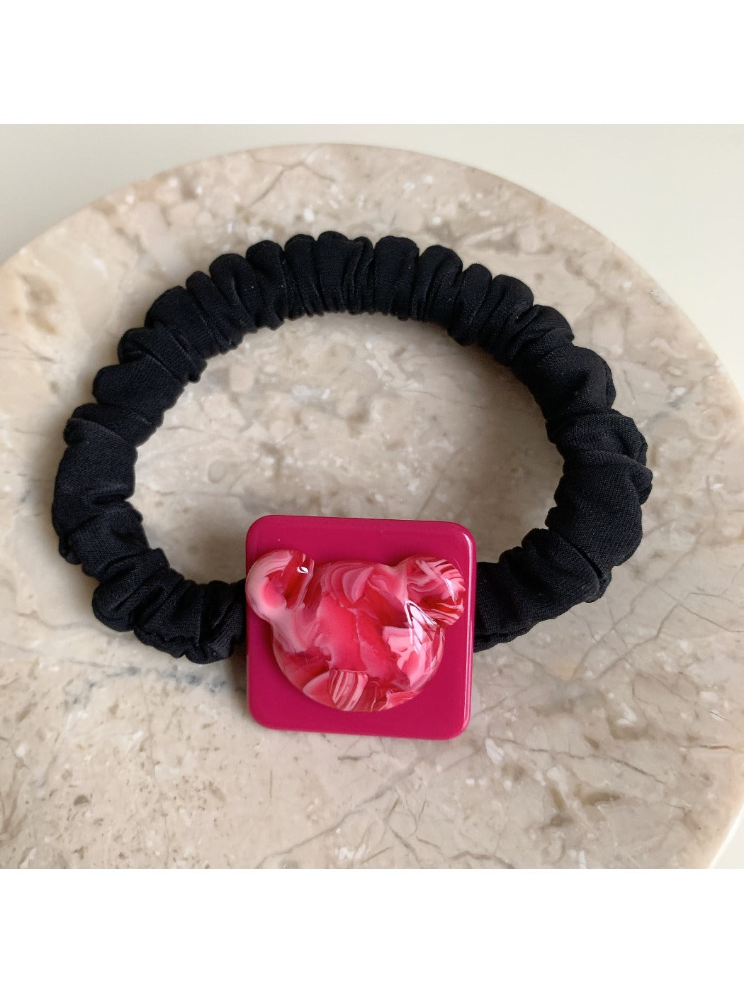 Gifty - Block Bear-Shaped Hair Tie