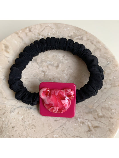 Gifty - Block Bear-Shaped Hair Tie