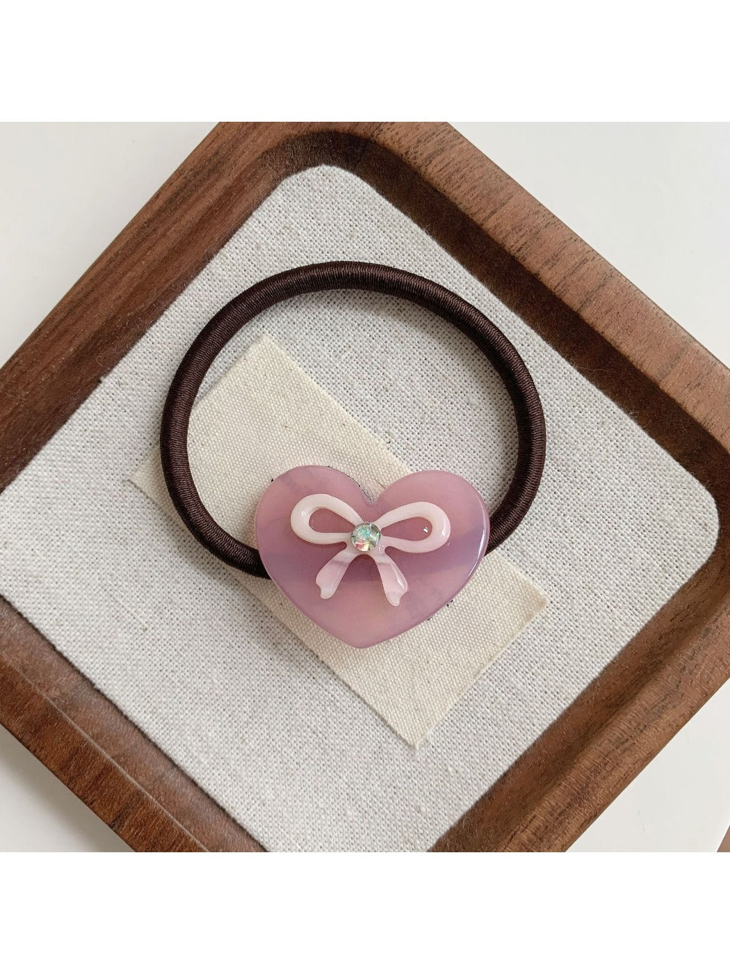 Gifty - Bow Letter Hair Tie