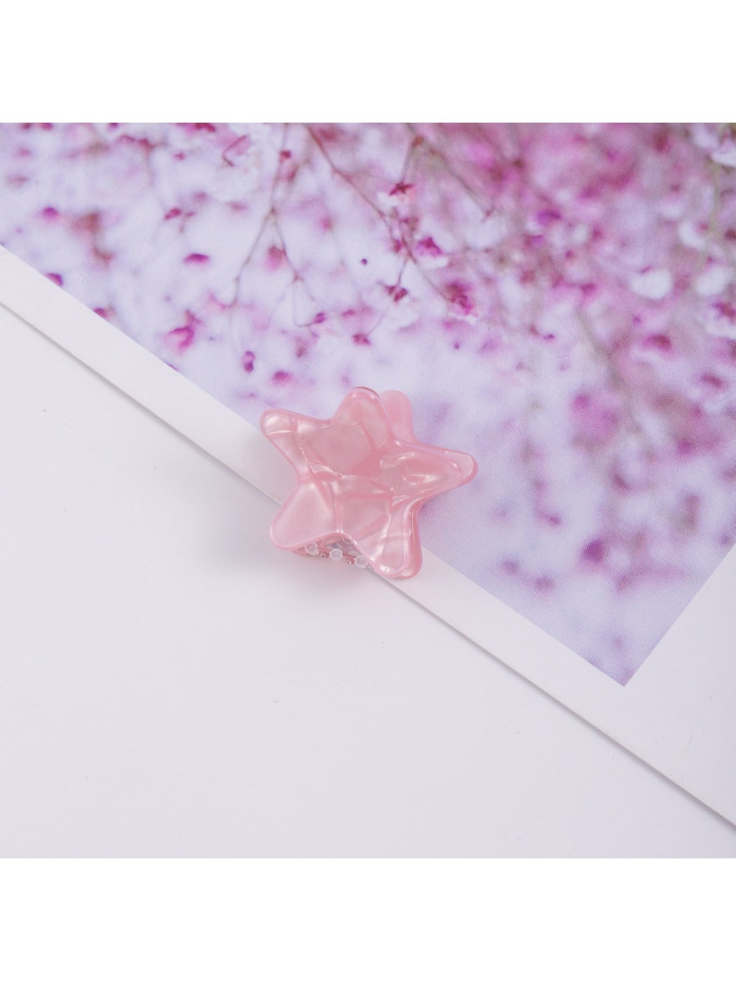 Beau - Adorable Star Shaped Hair Clip