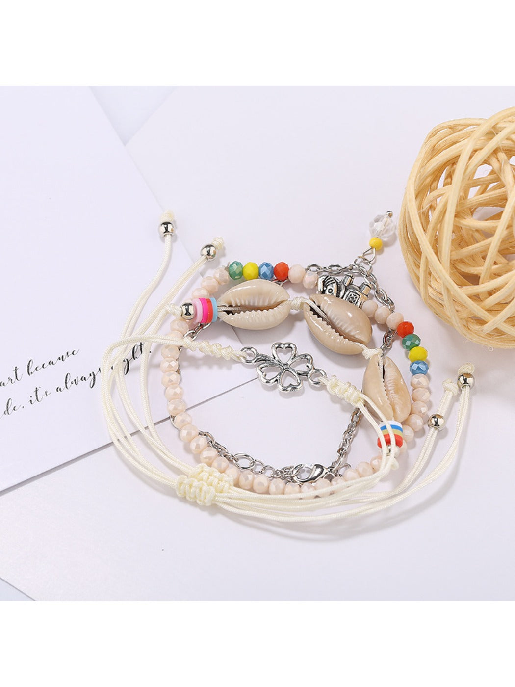 Lovra - Four Leaf Clover Small Bead Bracelet