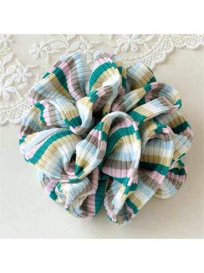 Gifty - Cute Versatile Color Blocking Scrunchie