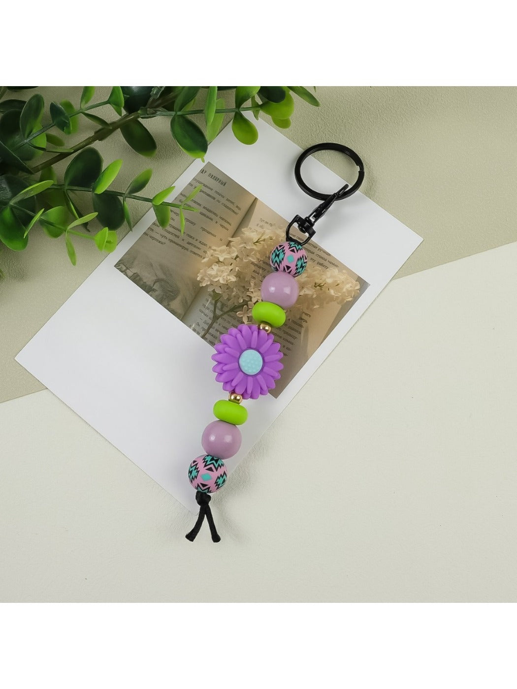 Keypus - Pretty Silicone Daisy Keychain