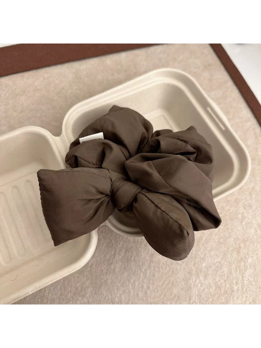 Gifty - Bow Shaped Pleated Hair Loop