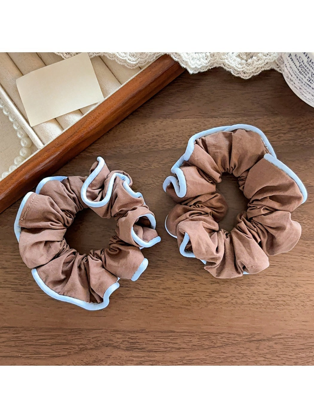 Gifty - Blue Coffee Colored Pleated Hair Loop