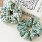 Gifty - Floral Checkered Hair Scrunchie