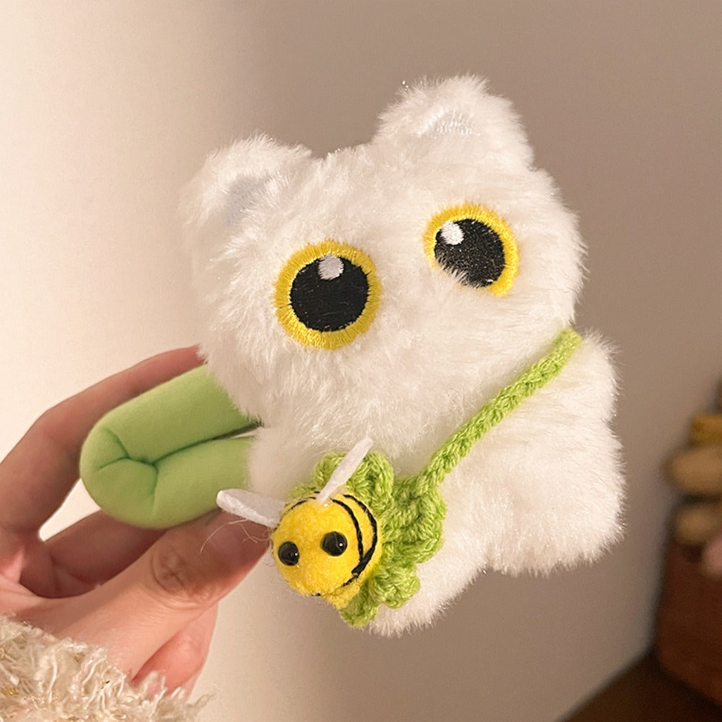 Clio – Plush Cat Hair Clip with Bee Charm