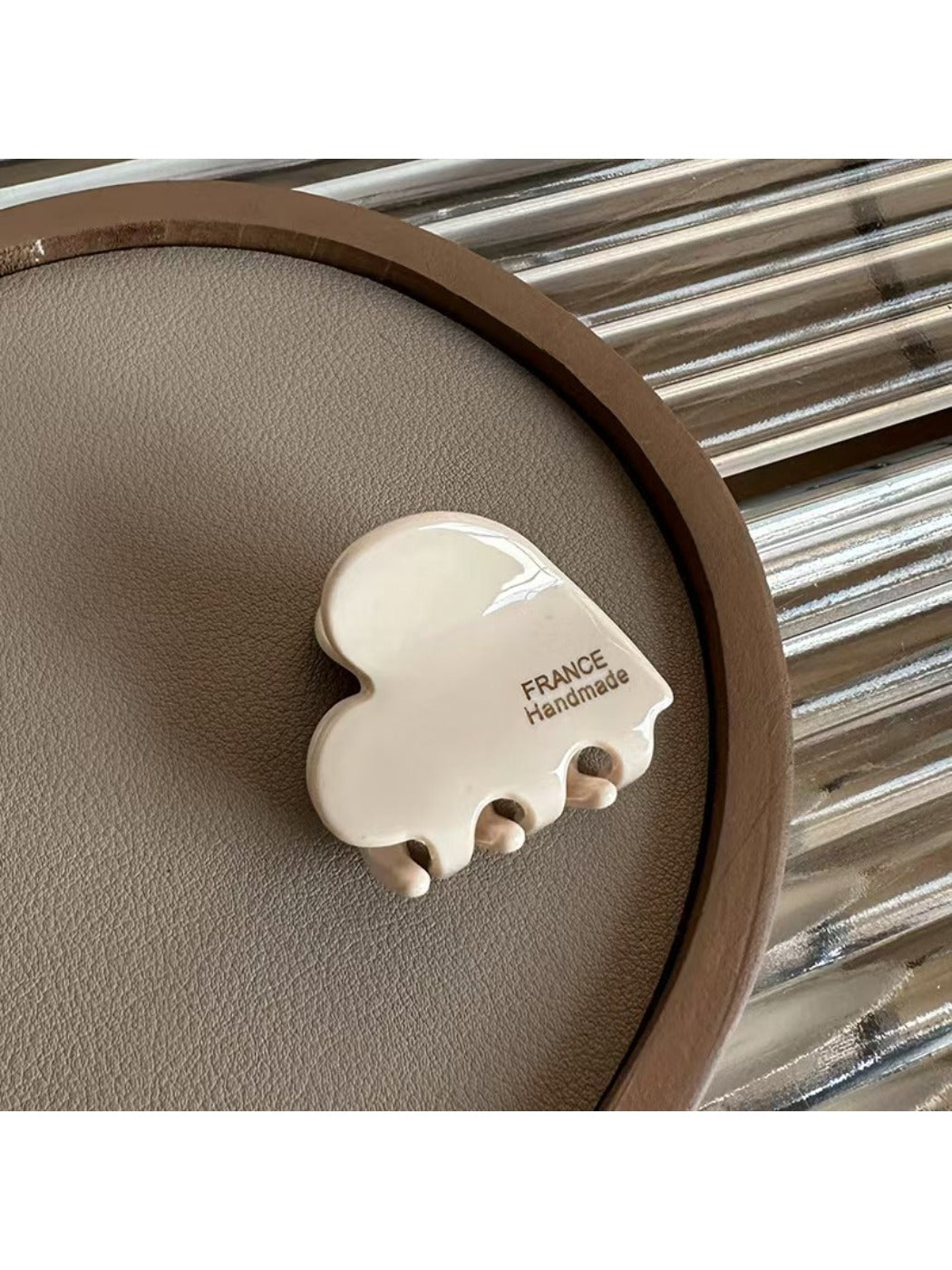 Beau - Minimalist Heart Shaped Acetate Hair Clip