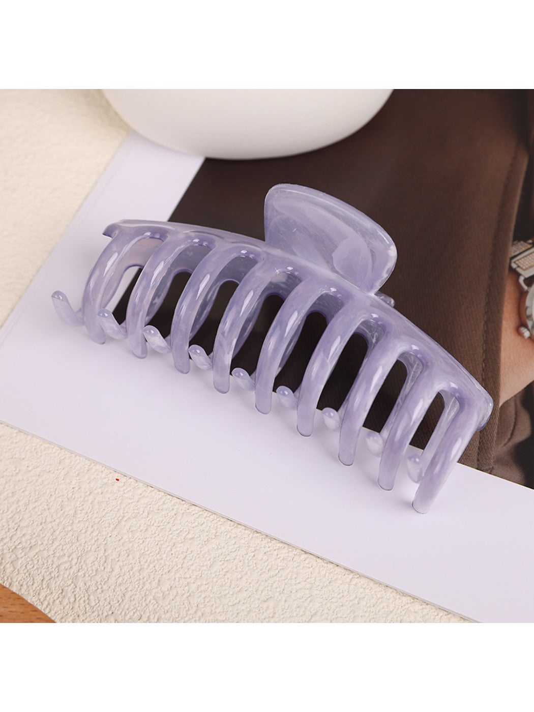 Beau - Classic Simple Colorful Hair Clip