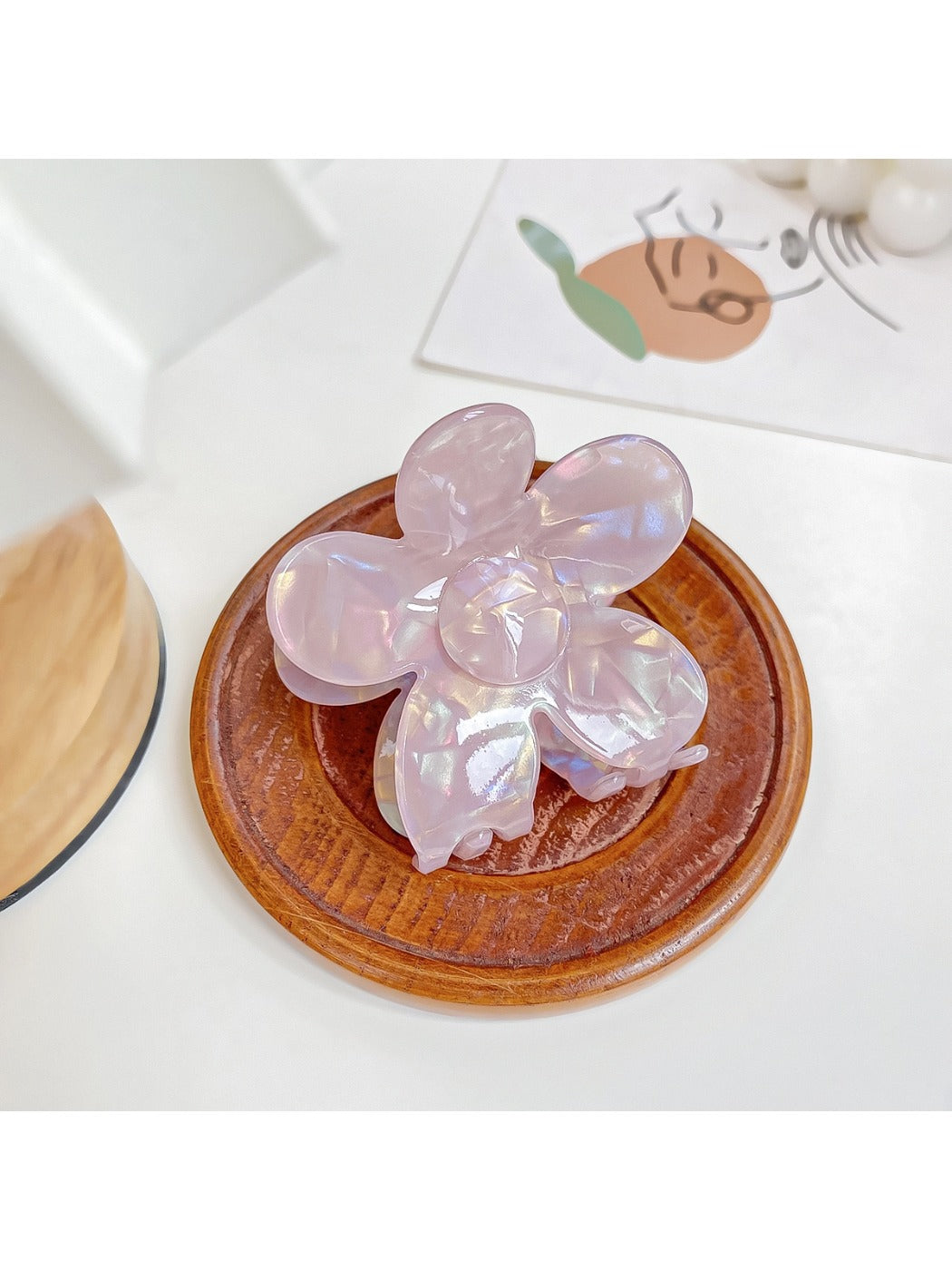 Beau - Minimalist Iridescent Hair Clip