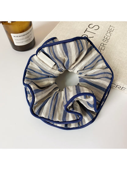 Gifty - Graceful Striped Scrunchie Hair Tie