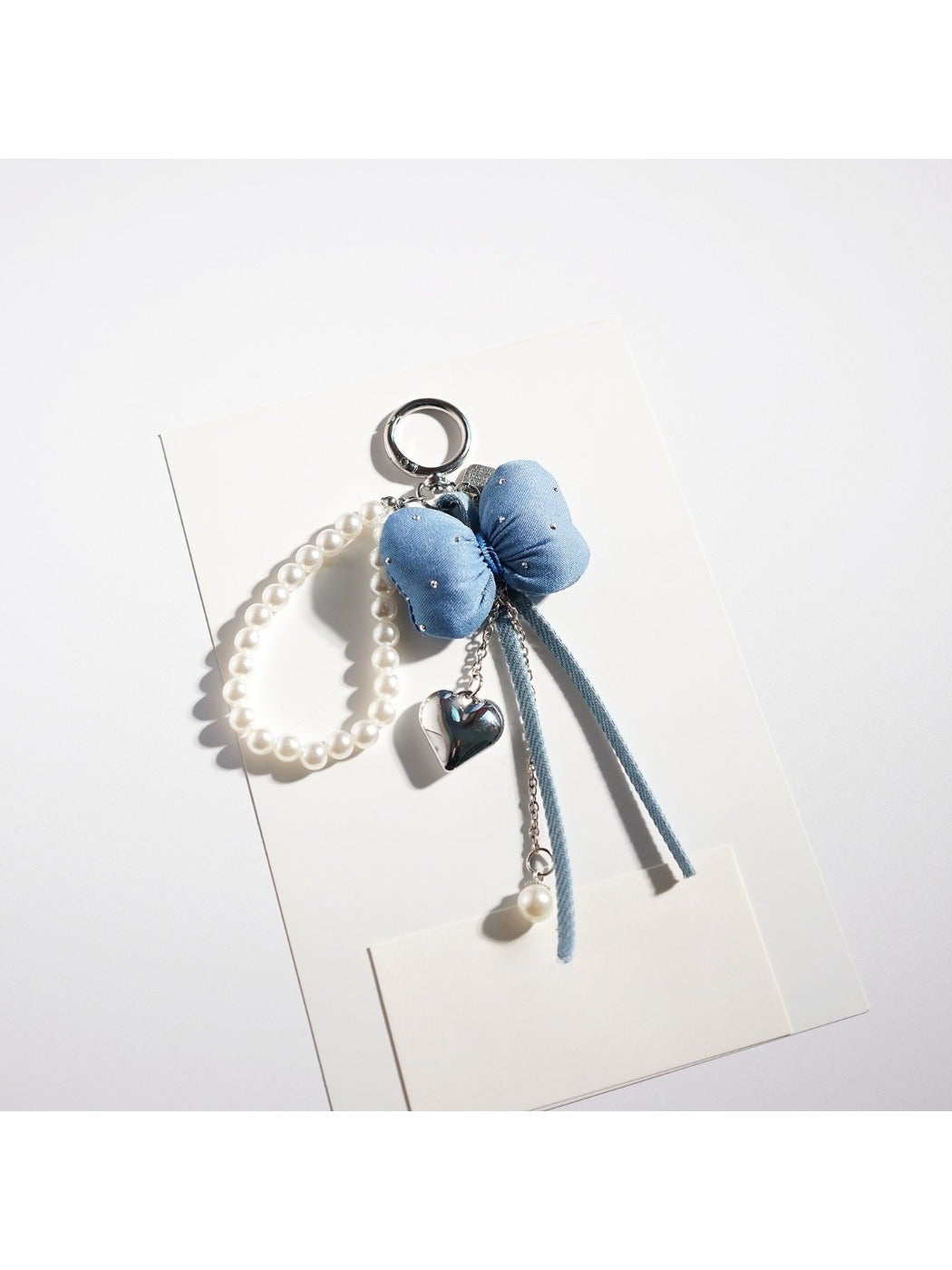 Keypus - Charming Bow Shaped Beaded Keychain