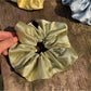 Gifty - Elegant Solid Smocked Scrunchie