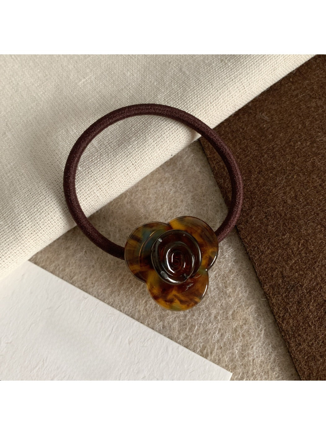 Gifty - Rose Pattern Acetate Hair Tie